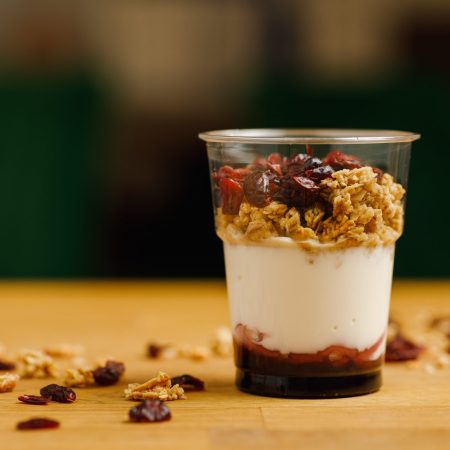 Áfonyás görög joghurt